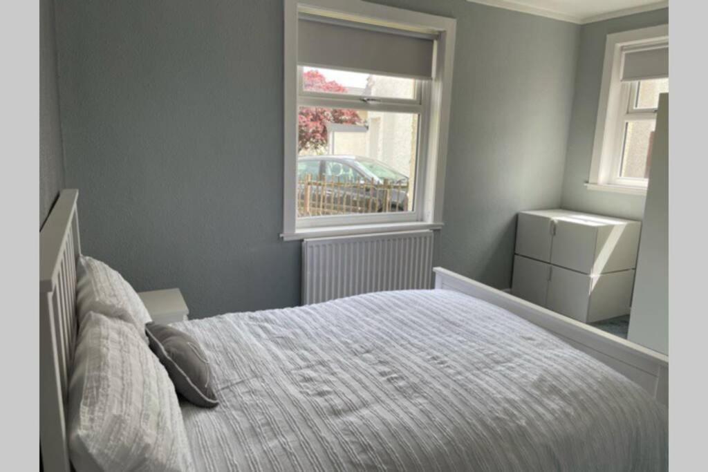 Beautiful Two Bedroom Flat By The Loch Balloch Exterior foto